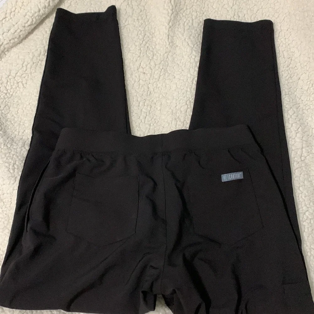 Black Med Couture Scrub Set - Picture 3 of 11